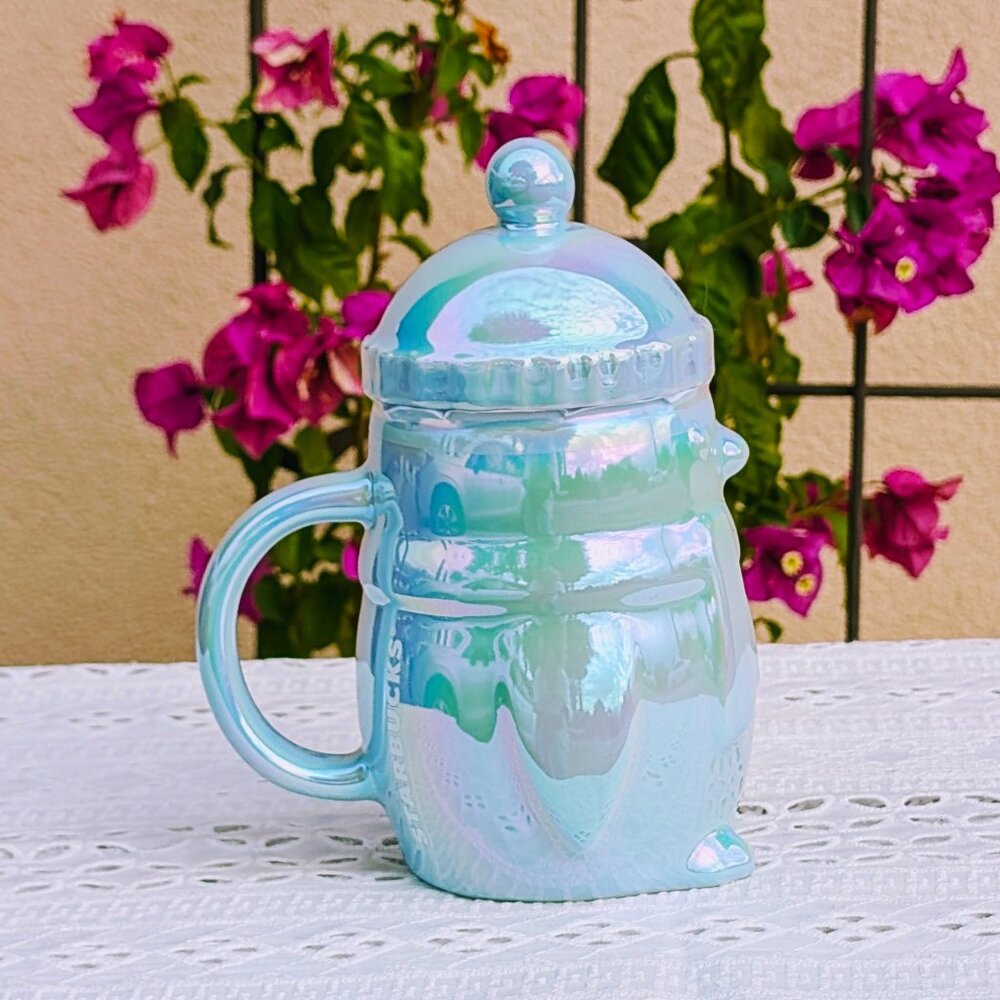 🐧 2025 Starbucks Chapter 2 Holiday Blue Iridescent Penguin Cup with Lid. NWT - Picture 4 of 9